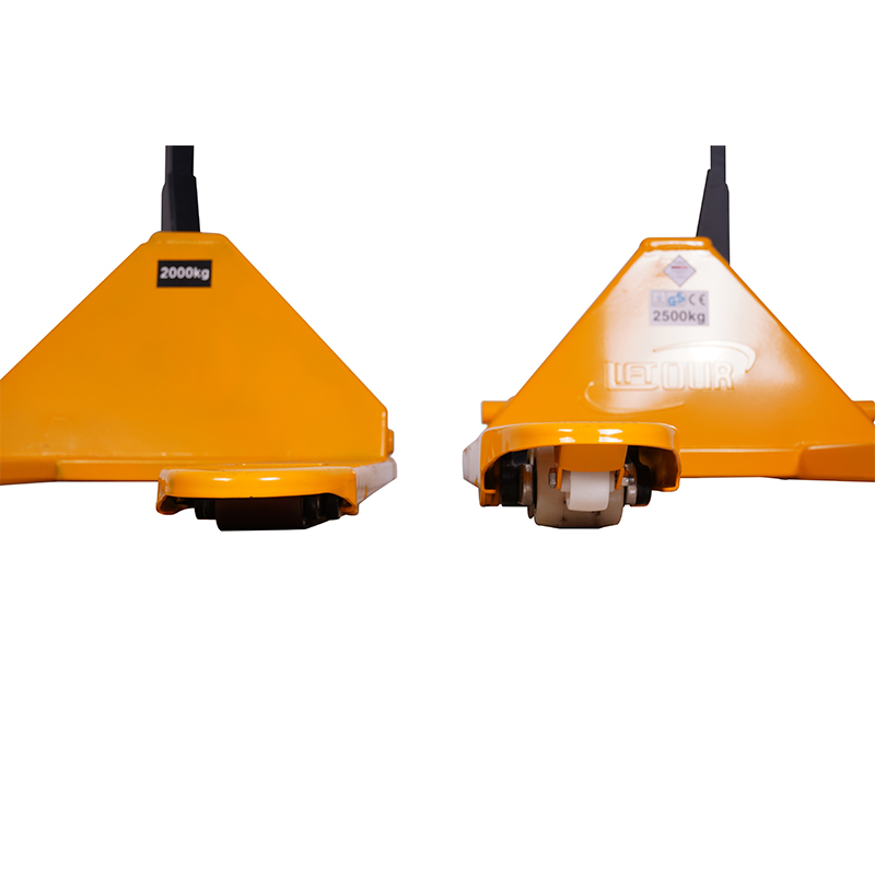 Transpaleta manual de perfil bajo SBC15-DF